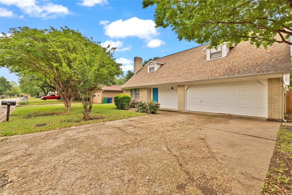 205 San Jacinto Court, Waxahachie, TX 75165 — photo 1