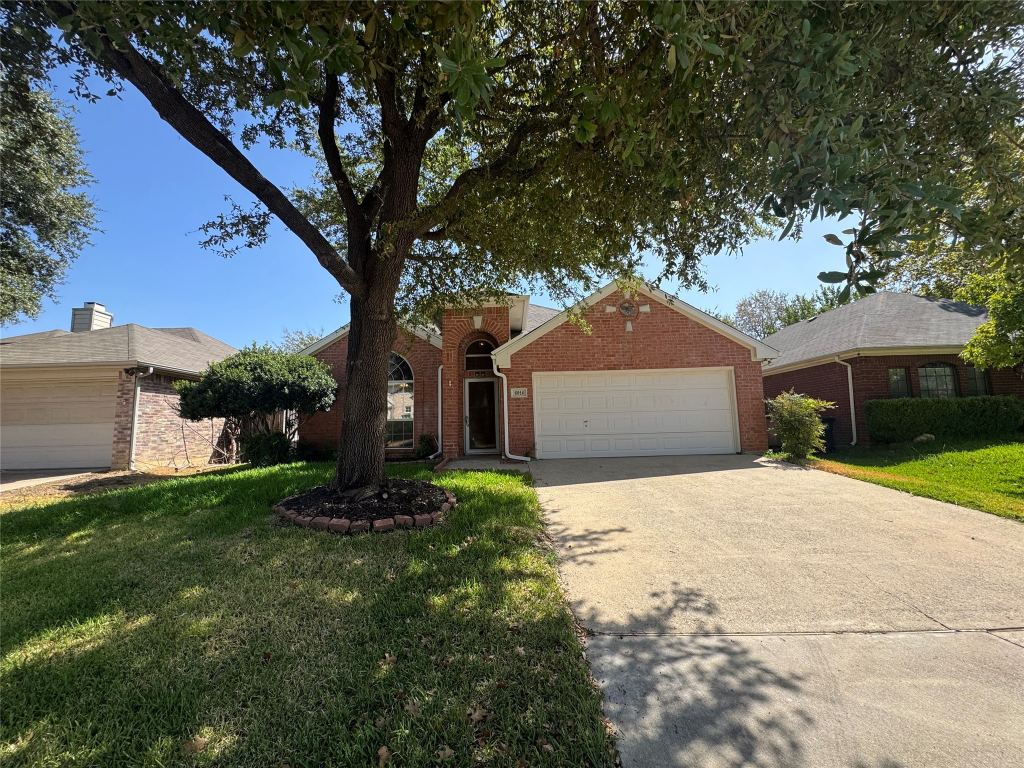 6916 Indiana Avenue, Fort Worth, TX 76137 — photo 1