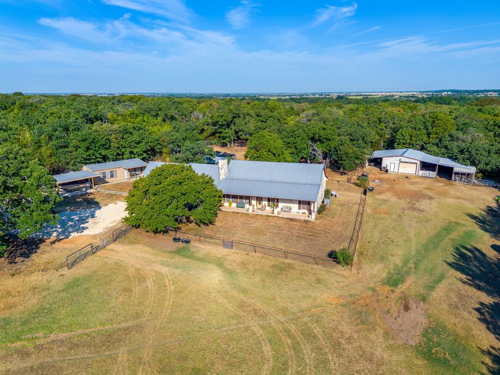 3305 E Fm 916, Cleburne, TX 76031 — photo 1