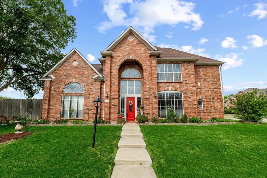 3511 Paladium Drive, Grand Prairie, TX 75052 — photo 1