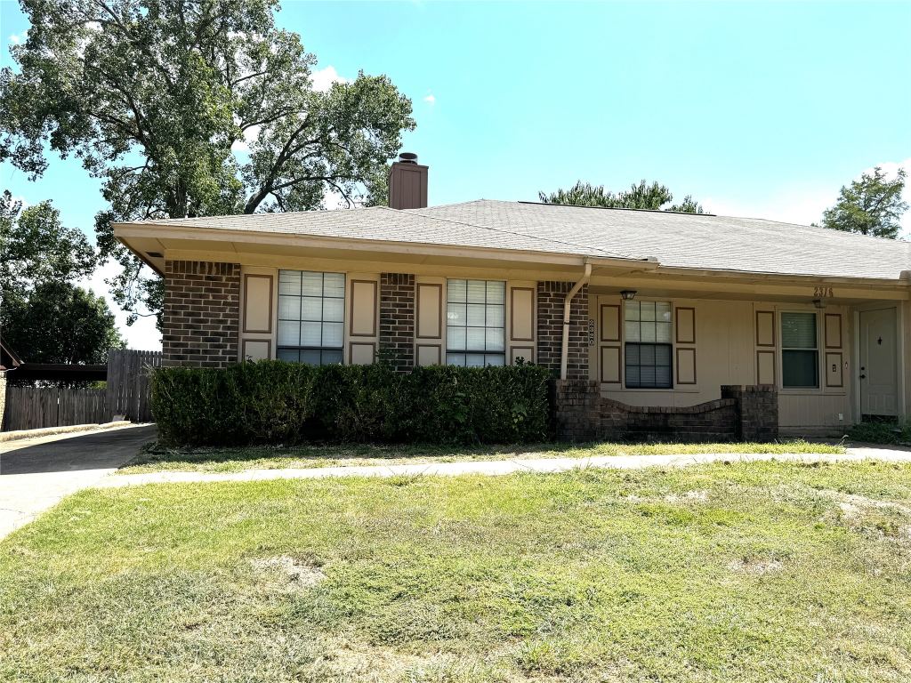 2320 Chestnut Way, Bedford, TX 76022 — photo 1