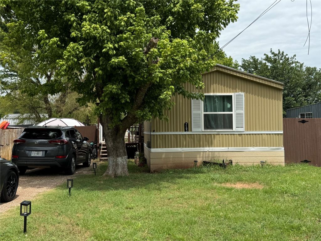 7103 Comanche Trail, Weatherford, TX 76087 — photo 1