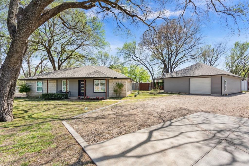 1201 Forrest Street, Waco, TX 76704 — photo 1
