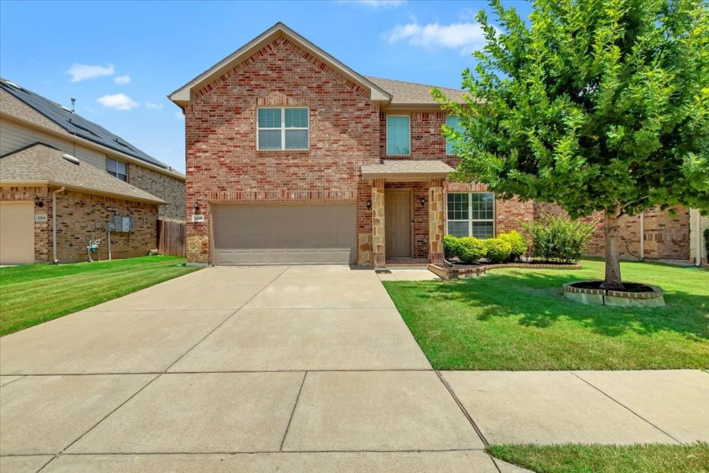 4260 Aldridge Lane, Fort Worth, TX 76036 — photo 1