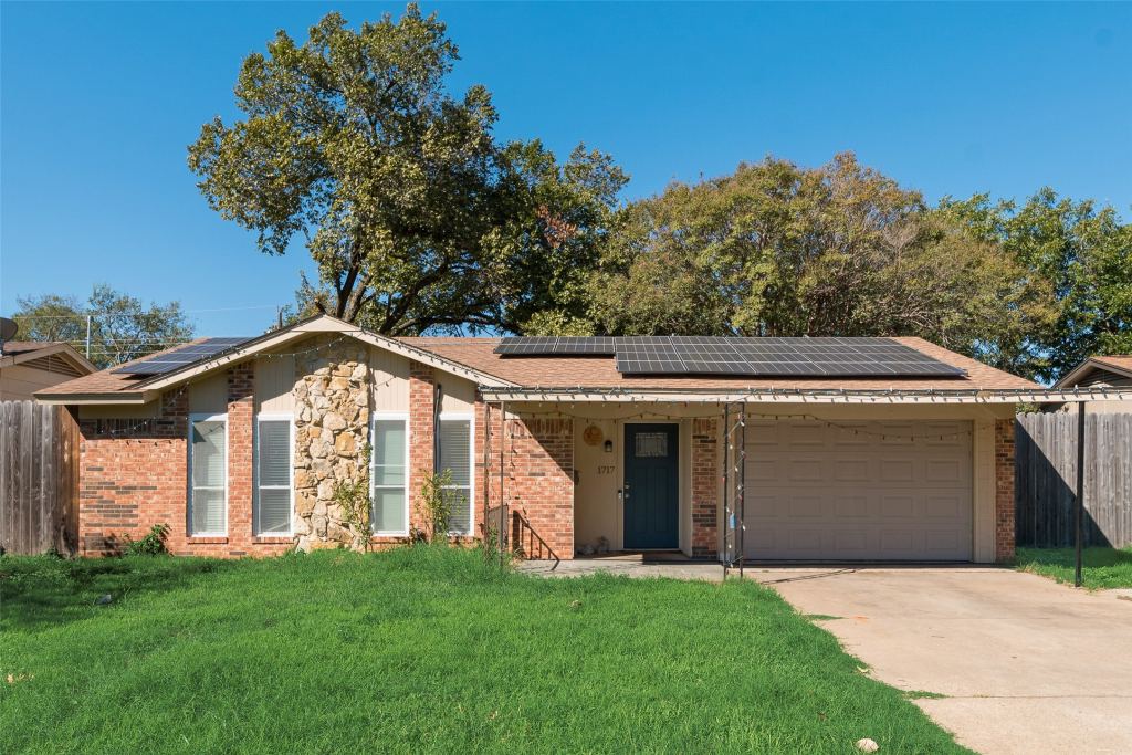 1717 Meadow Valley, Irving, TX 75060 — photo 1