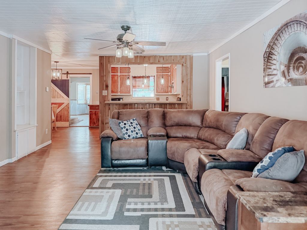 303 N 30th Street, Corsicana, TX 75110 — photo 1