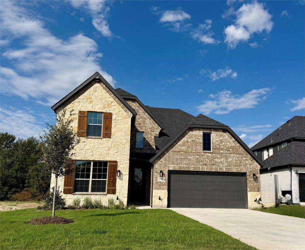 390 Devonshire Drive