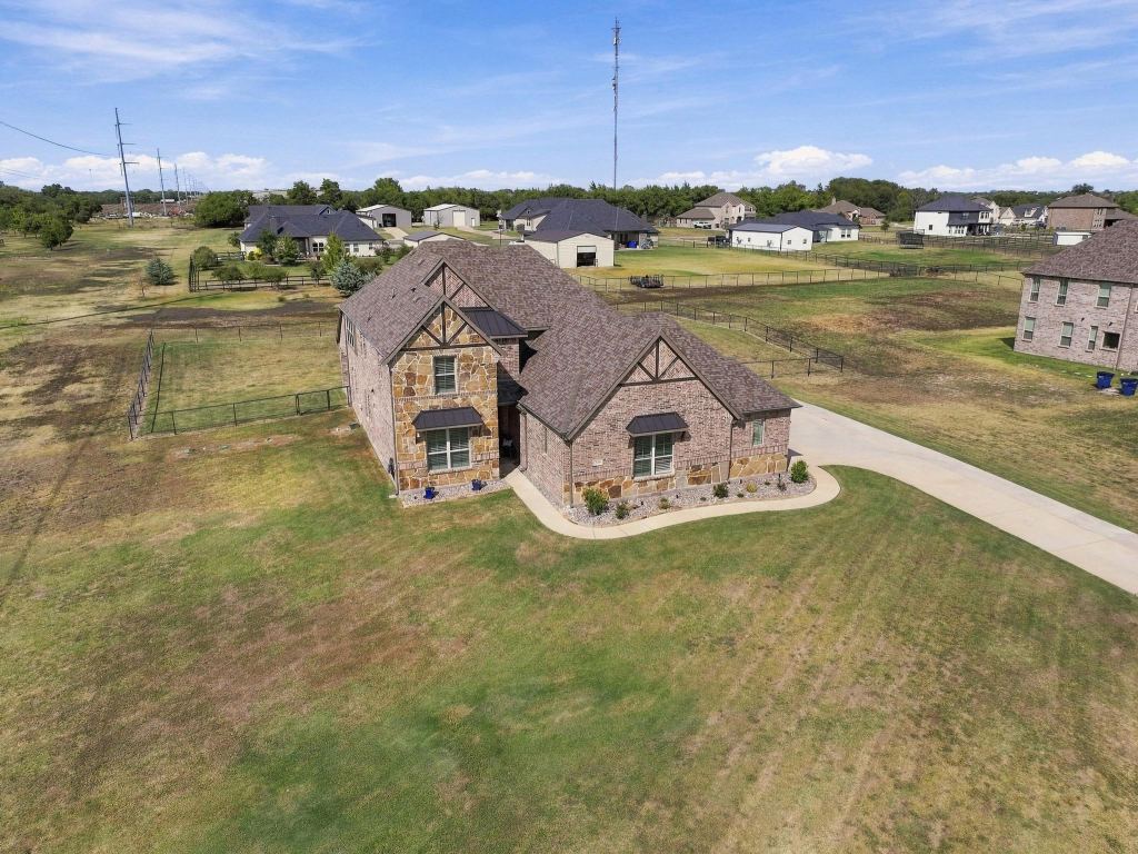348 Magnolia Drive, Van Alstyne, TX 75495 — photo 1