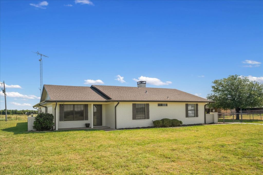 368 Fm 1566 E, Greenville, TX 75401 — photo 1