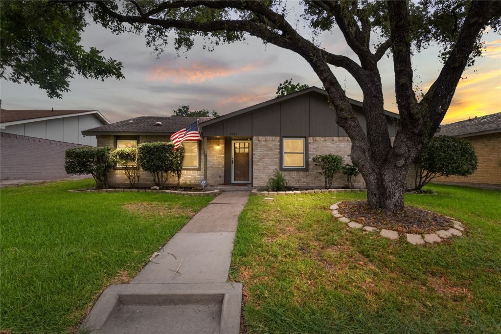 6219 Cedar Lane, Rowlett, TX 75089 — photo 1
