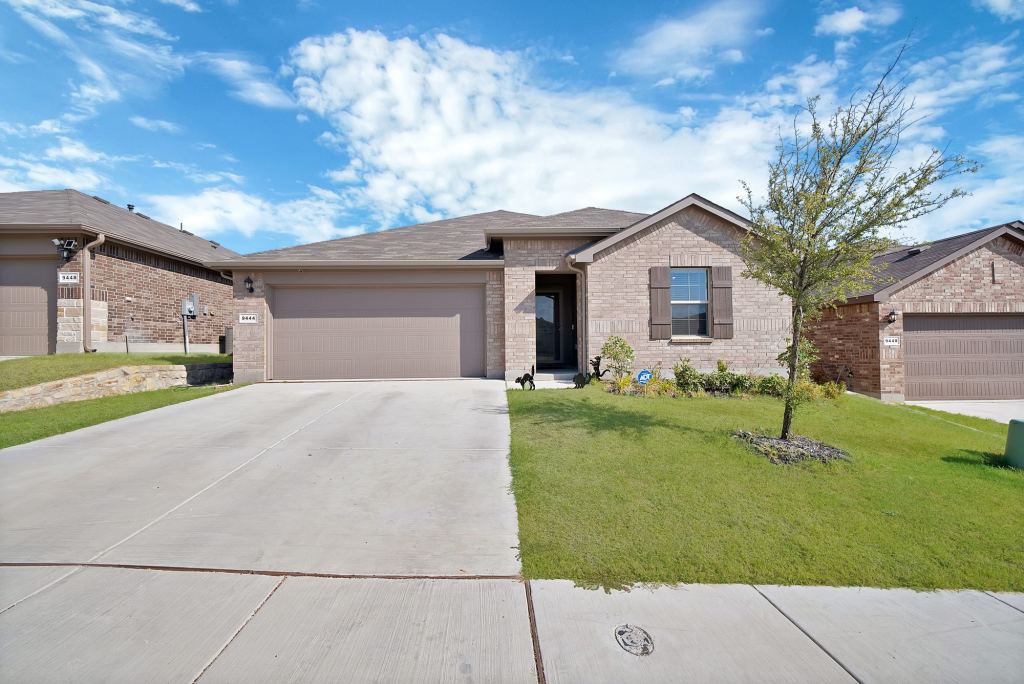 9444 Mountain Pass Drive, Fort Worth, TX 76108 — photo 1