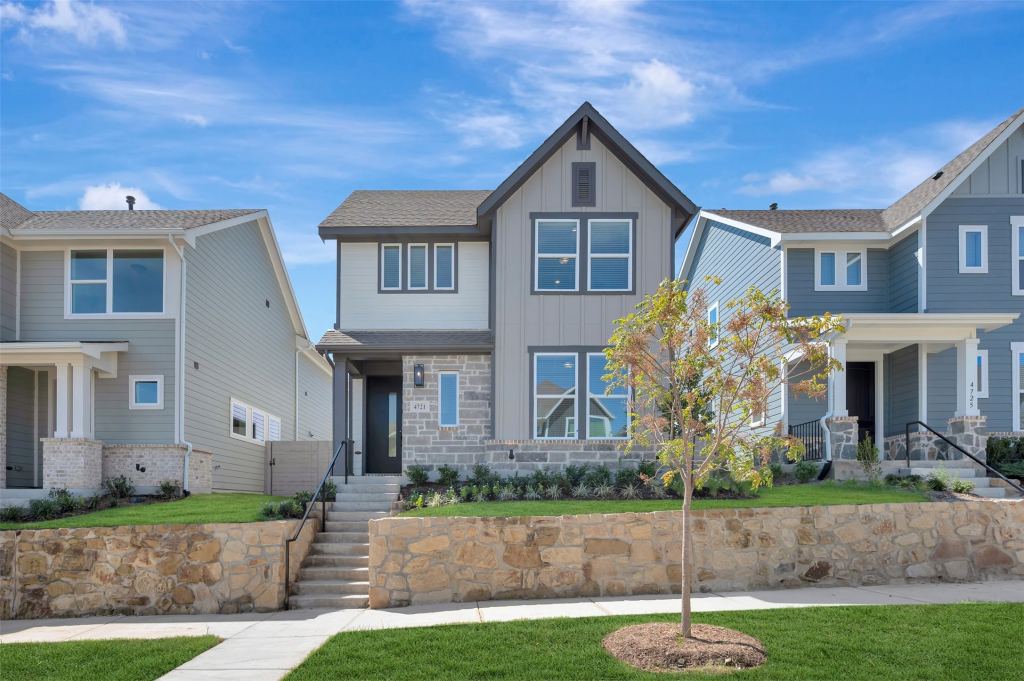 4721 Maxwell Drive