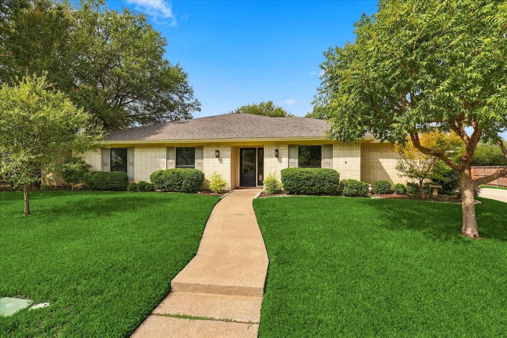 5104 Blue Sage Road, Fort Worth, TX 76132 — photo 1