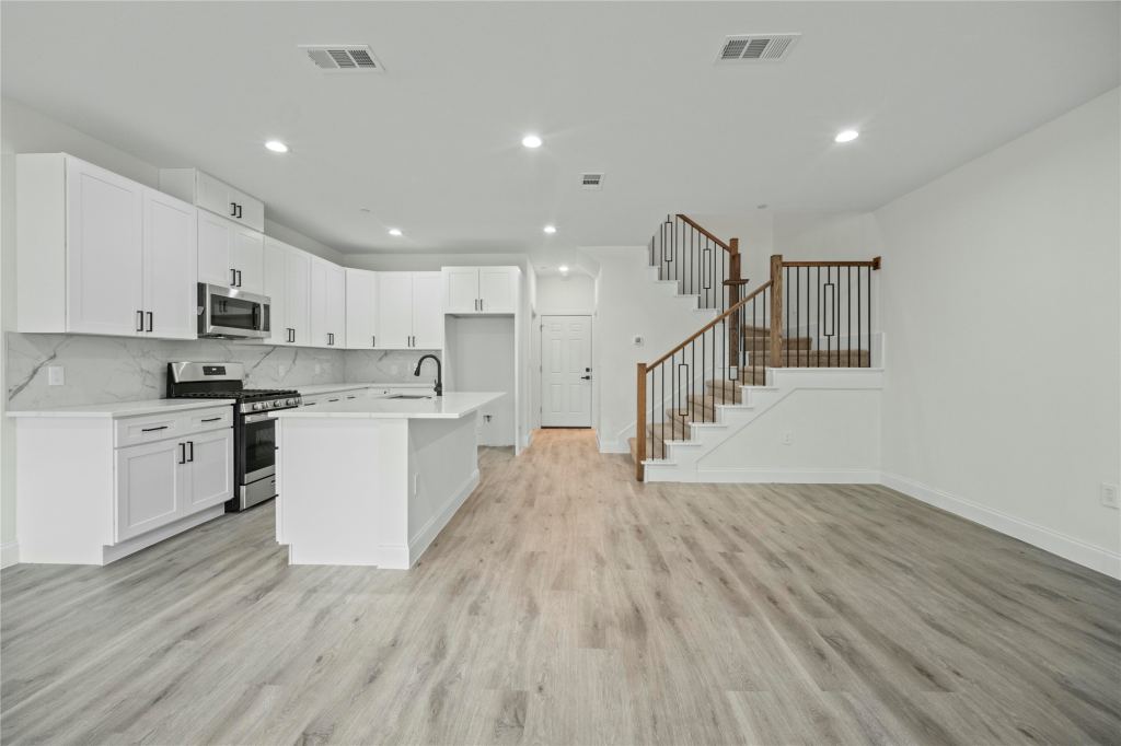 6125 Sachse Street, Sachse, TX 75048 — photo 1