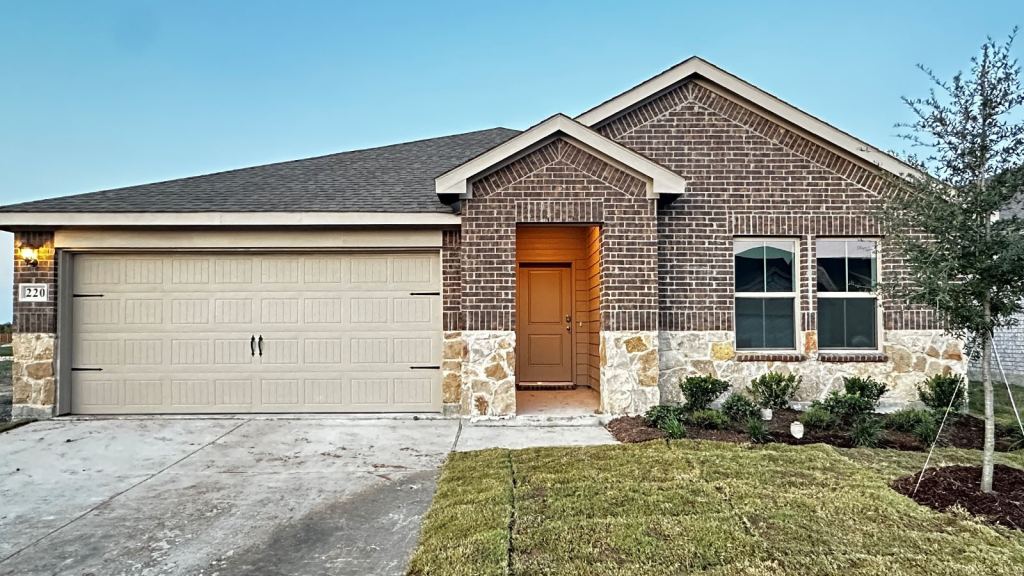 220 Van Horn Drive, Terrell, TX 75160 — photo 1