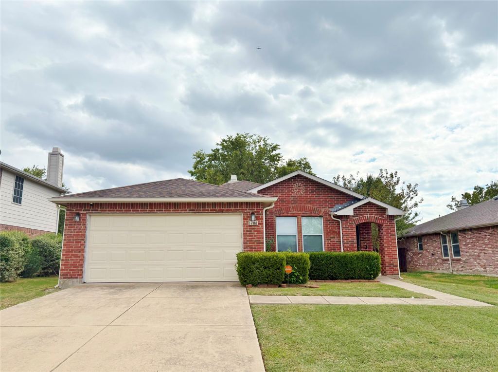 1708 Canyon Oaks Drive, Little Elm, TX 75068 — photo 1