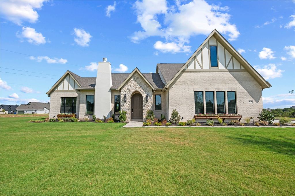 1920 Kaycee Circle, Midlothian, TX 76065 — photo 1
