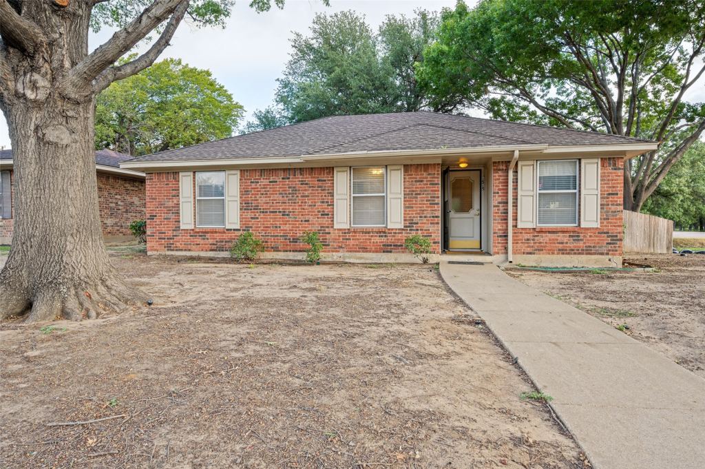 1515 Blackwell Drive, Irving, TX 75061 — photo 1