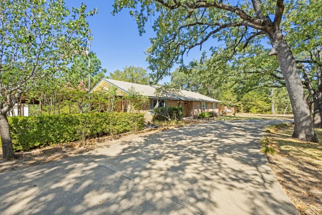 4286 Country Creek Rd 3321, Greenville, TX 75204 — photo 1