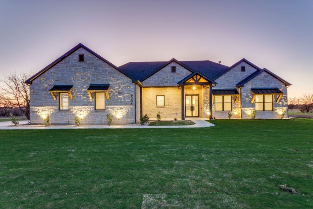 6306 Starlight Ranch Road, Godley, TX 76044 — photo 1