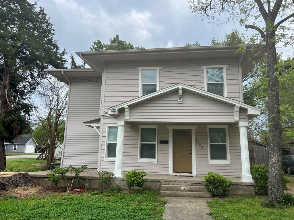 1505 W Park Avenue, Corsicana, TX 75110 — photo 1