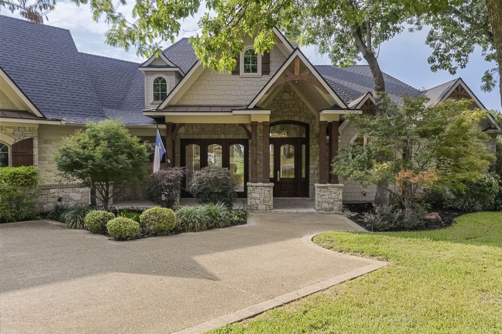 228 Katy Lake Drive, Waxahachie, TX 75165 — photo 1