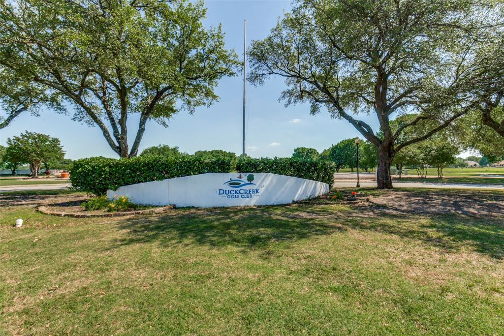 2713 Laurel Oaks Drive, Garland, TX 75044 — photo 1