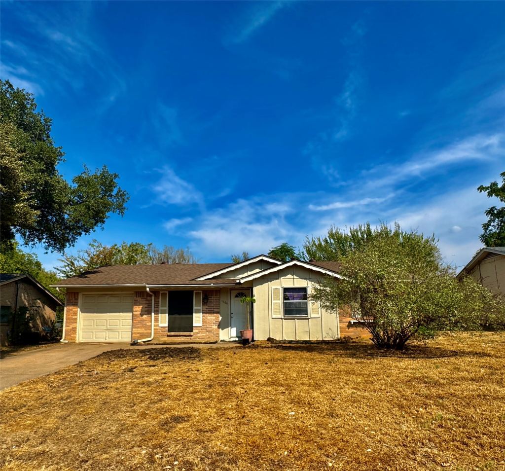 1104 Crane Drive, Euless, TX 76039 — photo 1