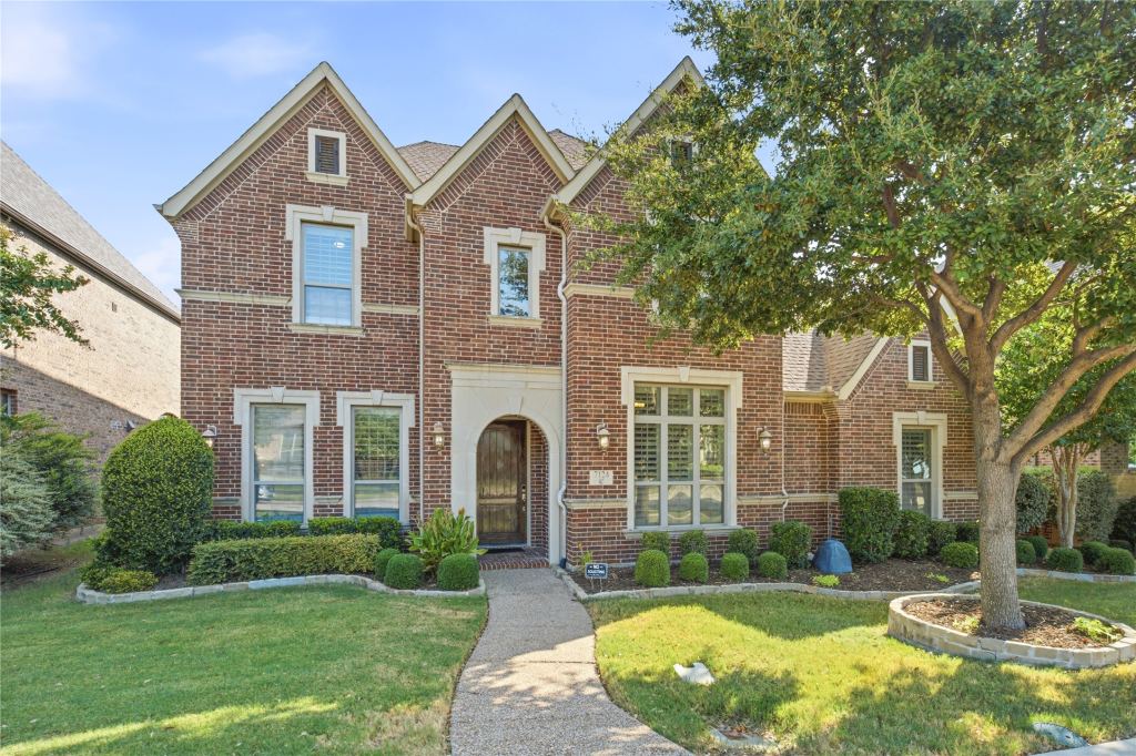 7124 Comal Drive, Irving, TX 75039 — photo 1