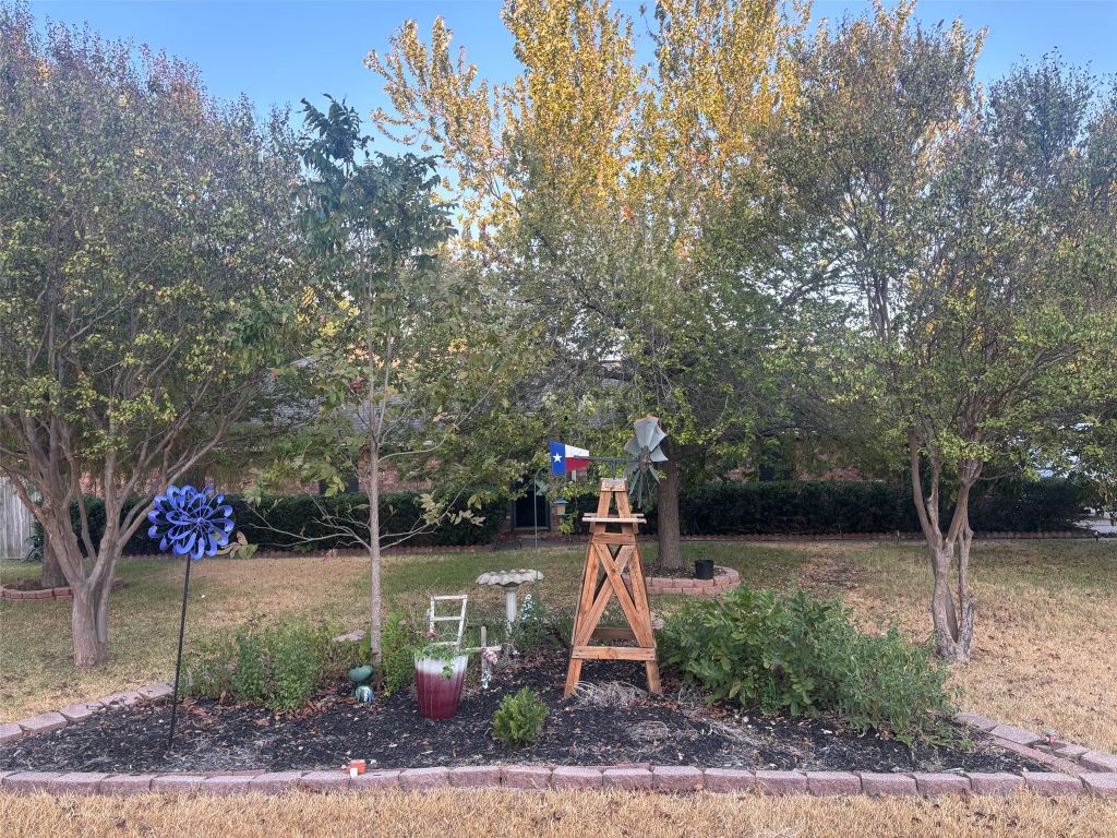 1107 W Sharpshire Drive, Waxahachie, TX 75165 — photo 1