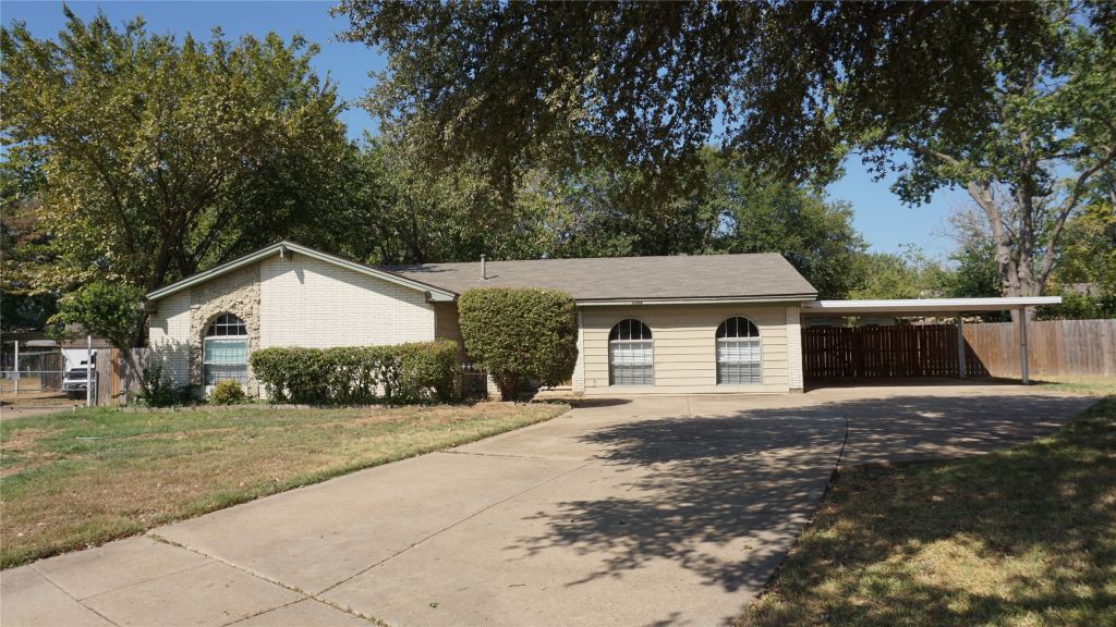 2308 Warwick Court, Bedford, TX 76022 — photo 1