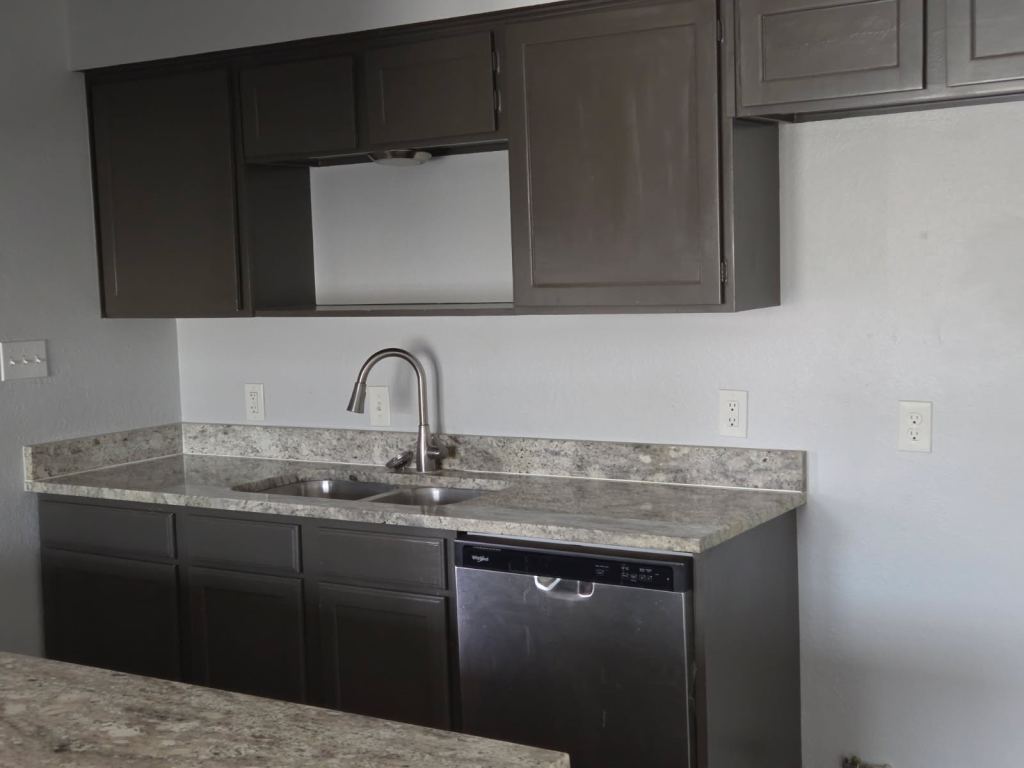 7210 NE Loop 820, North Richland Hills, TX 76180 — photo 1