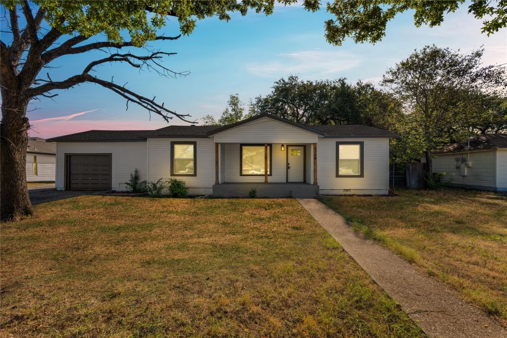 4548 Hodgkins Road