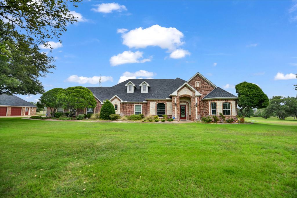 136 Arapahoe Ridge