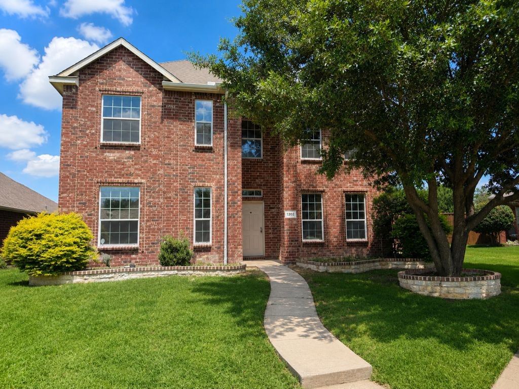 1302 Hansberry Drive, Allen, TX 75002 — photo 1