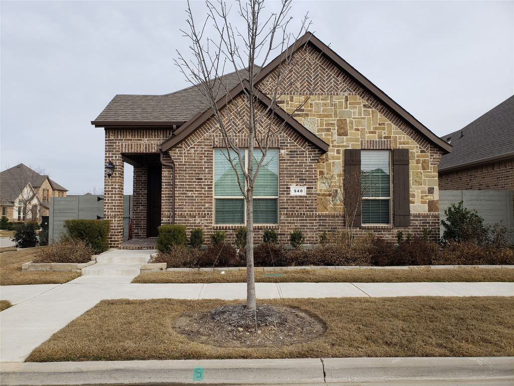 940 Parkside Drive, Argyle, TX 76226 — photo 1