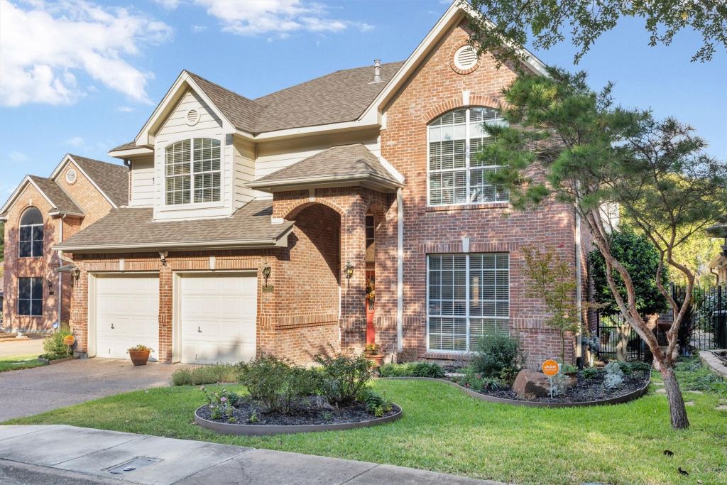 2655 Garden Ridge Lane, Arlington, TX 76006 — photo 1