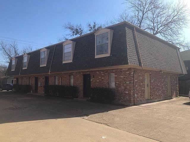 915 N Elm Street 3, Denton, TX 76201 — photo 1