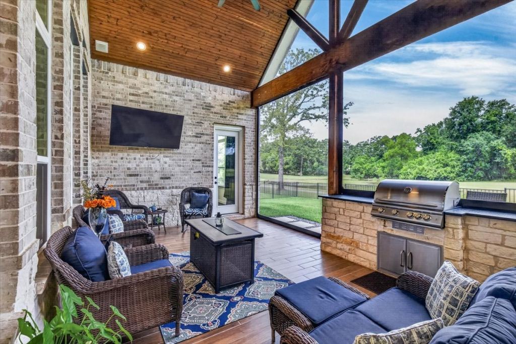 181 Colonial Drive, Mabank, TX 75156 — photo 1
