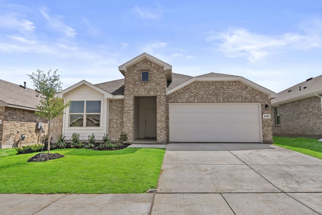 4253 Trickling Creek Lane, Fort Worth, TX 76036 — photo 1