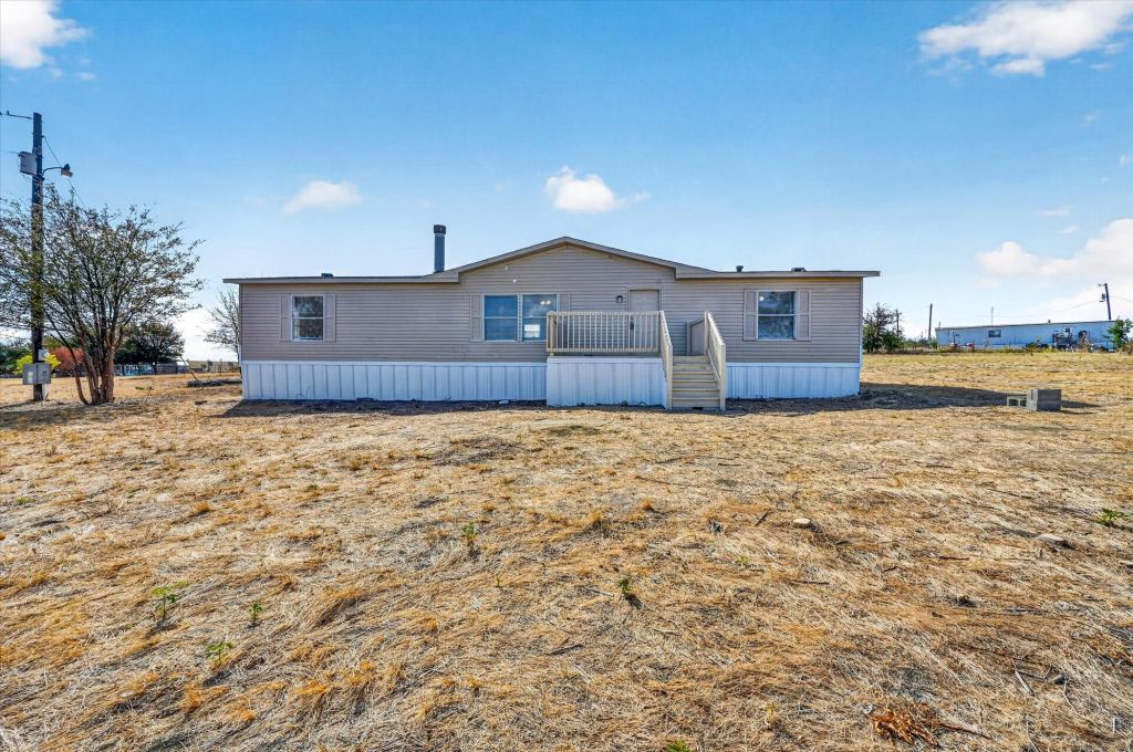 246 Private Road 4443, Rhome, TX 76078 — photo 1