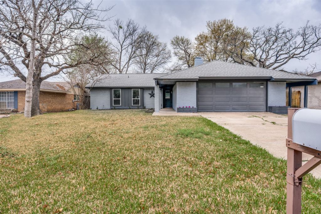 2006 Elmridge Drive, Arlington, TX 76012 — photo 1