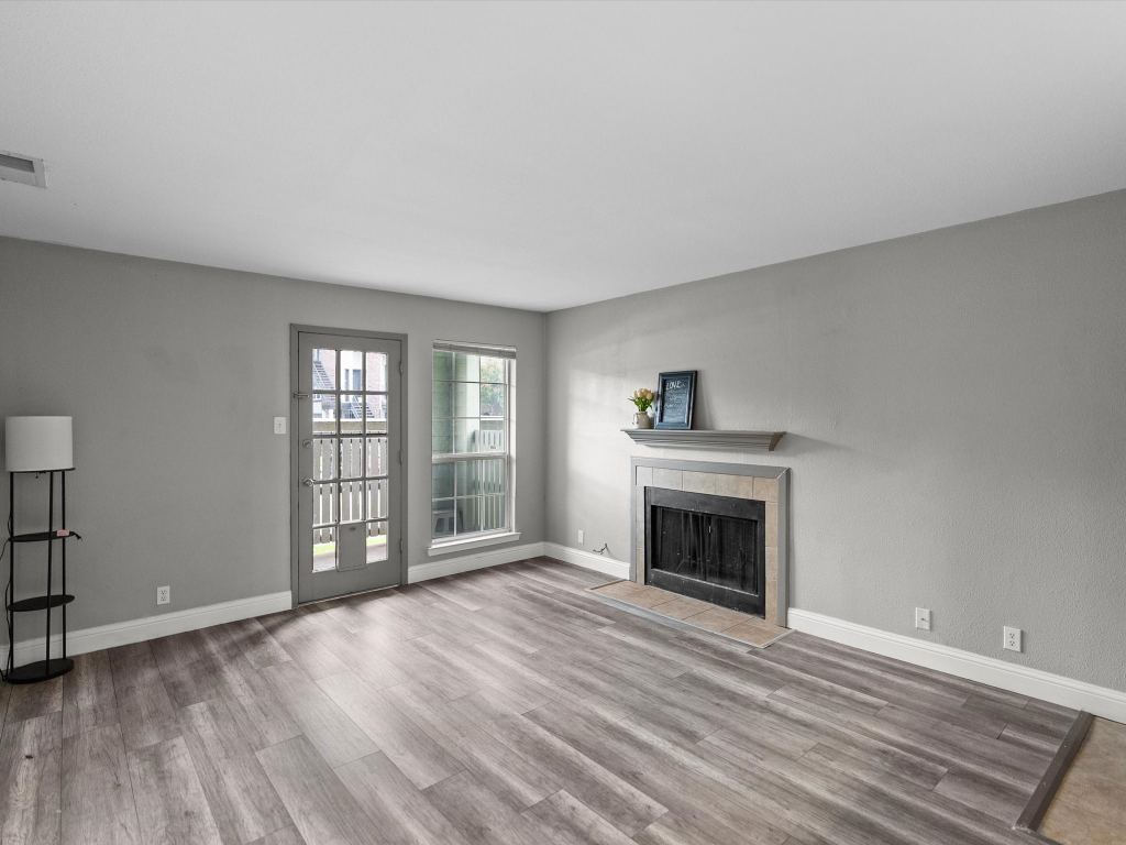 5981 Arapaho Road 303, Dallas, TX 75248 — photo 1