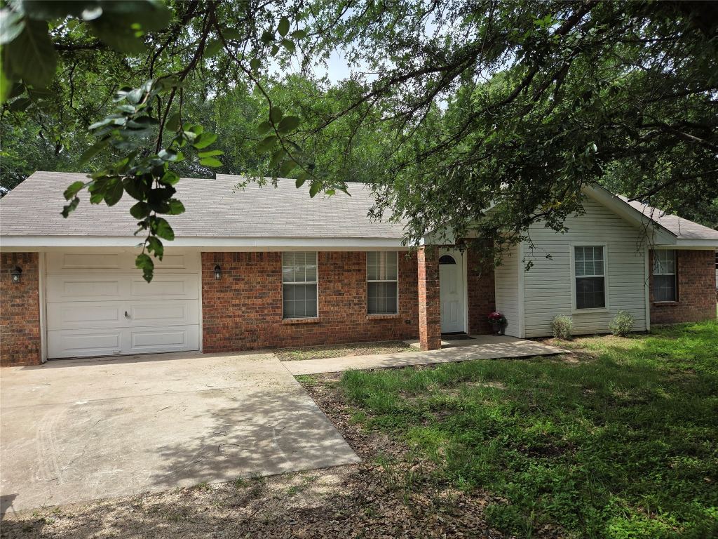 320 Hazelwood Avenue, Waco, TX 76705 — photo 1
