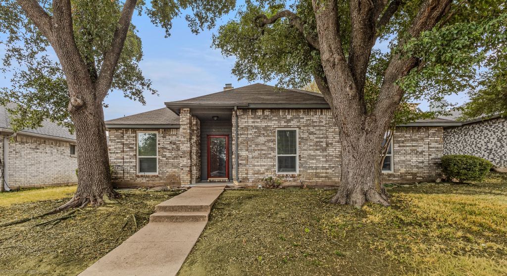 5221 Wood Creek Lane, Garland, TX 75044 — photo 1