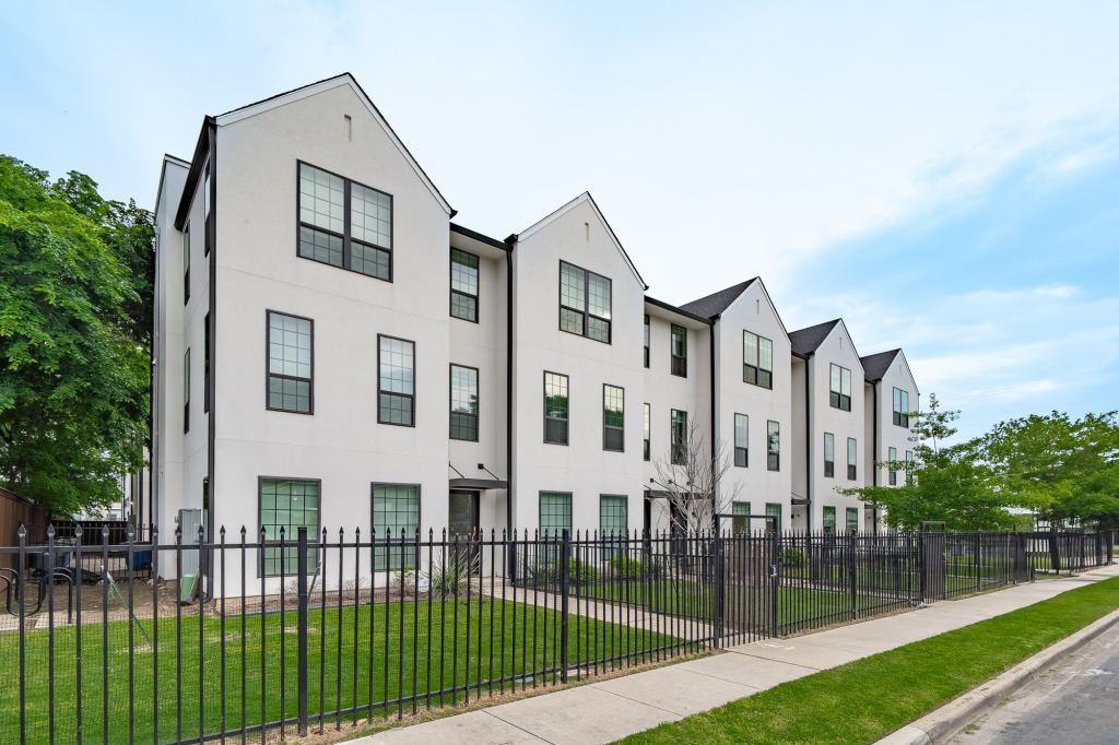 4808 San Jacinto Street 103, Dallas, TX 75204 — photo 1
