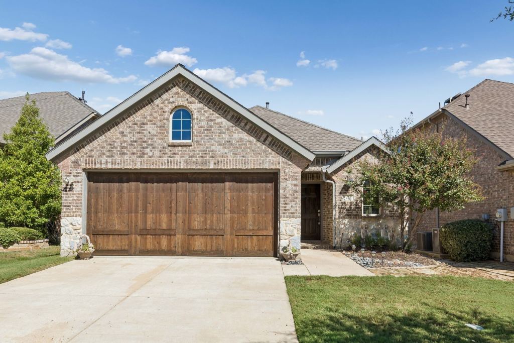 421 Catherine Lane, Argyle, TX 76226 — photo 1