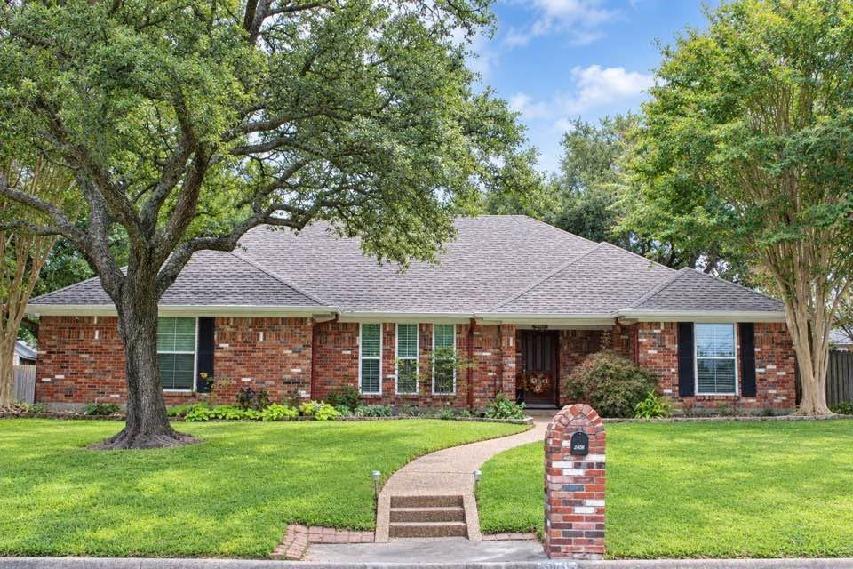 903 Canyon Drive, Cleburne, TX 76033 — photo 1