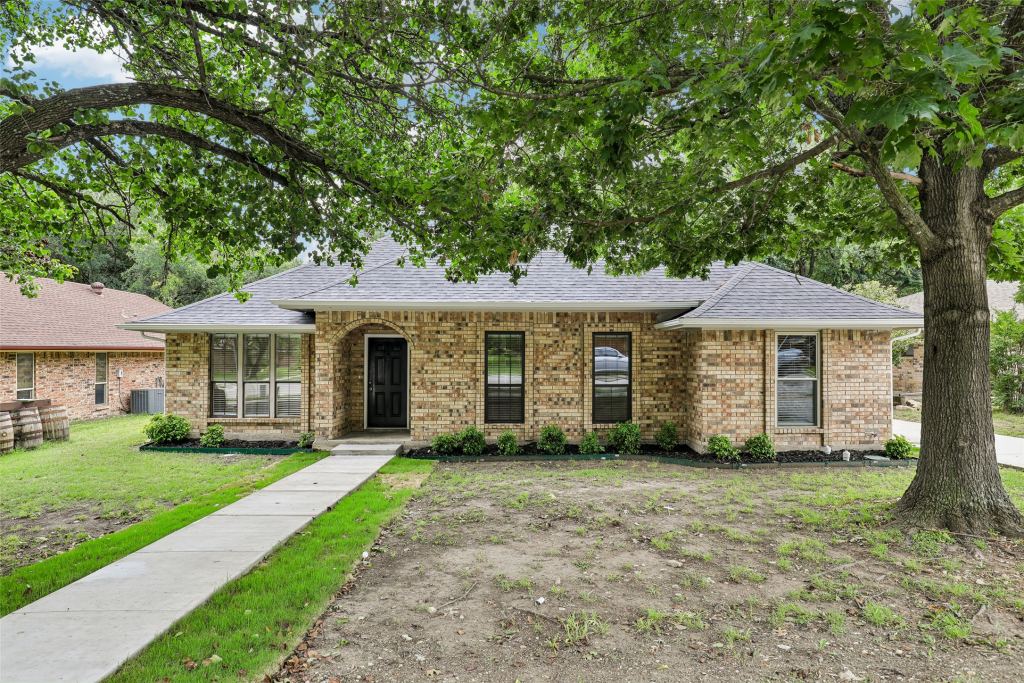 612 E Oak Street, Wylie, TX 75098 — photo 1