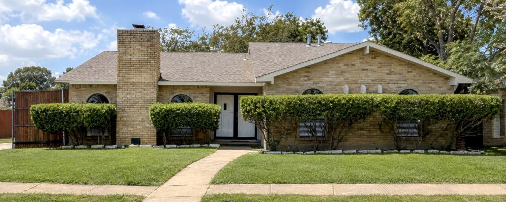 1930 Rambling Ridge Lane, Carrollton, TX 75007 — photo 1